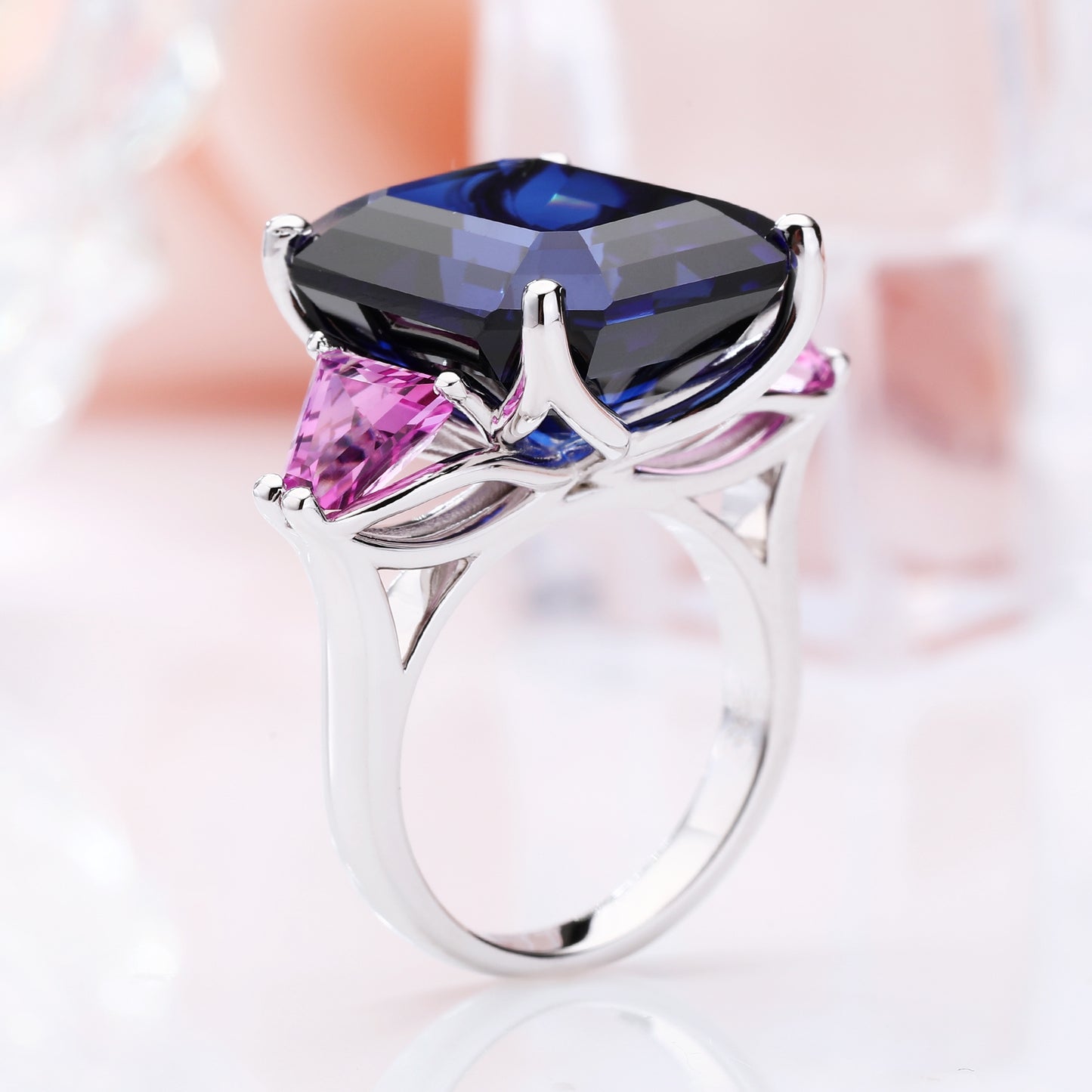 10 carats Asscher Cut Royal Blue & Vivid Purple Lab grown Sapphire Three Stone Engagement Ring gold