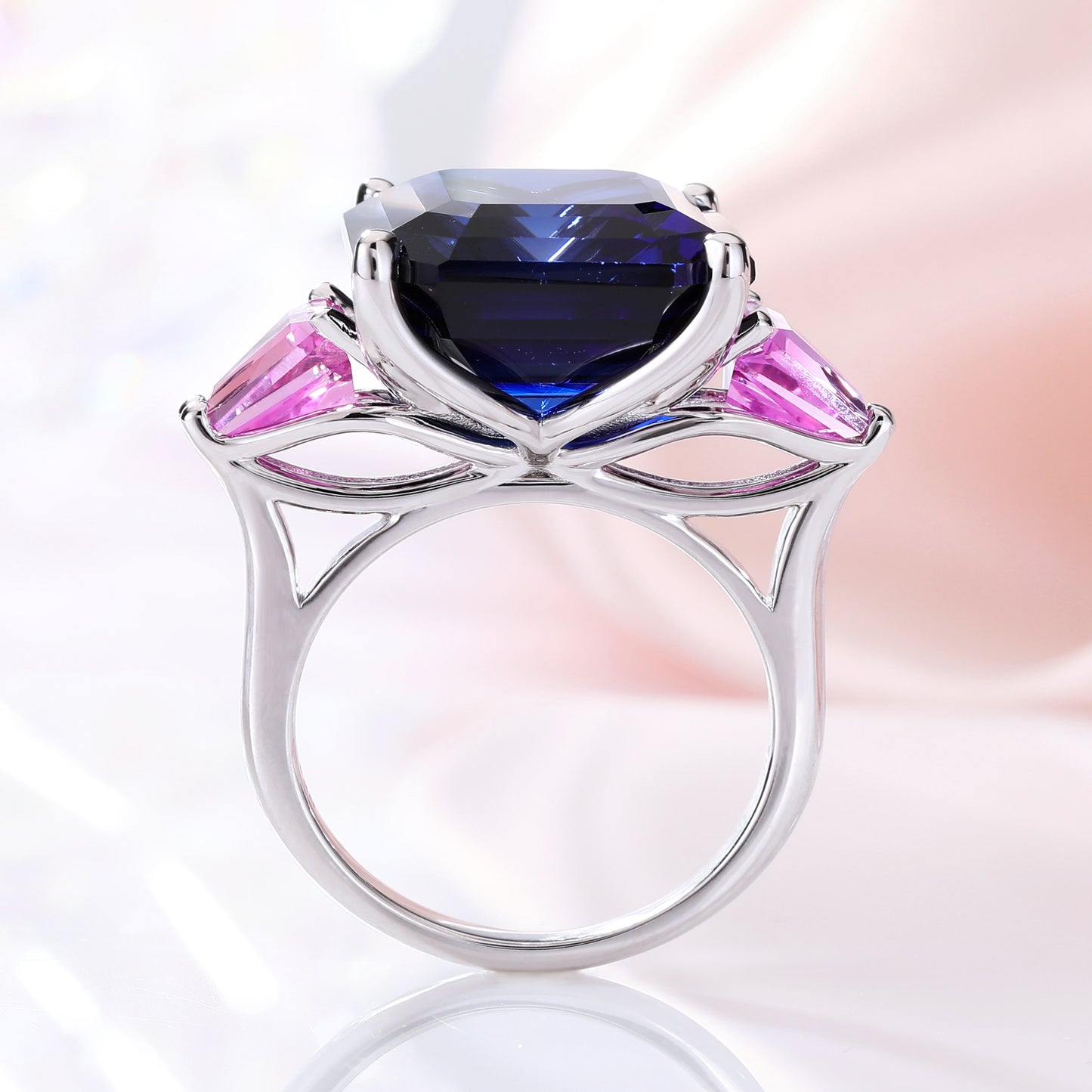 10 carats Asscher Cut Royal Blue & Vivid Purple Lab grown Sapphire Three Stone Engagement Ring gold
